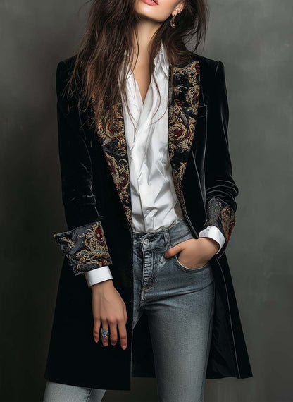 Léontine | Blazer nero aderente con elegante stampa barocca
