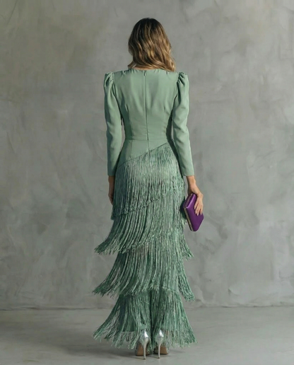 CAMILLA | ABITO MIDI ELEGANTE CON MANICHE A FRANGE