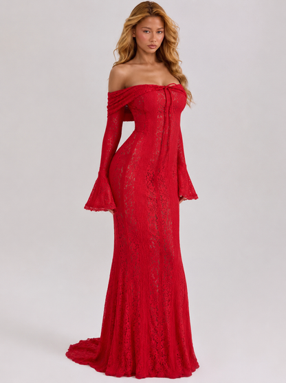 Maxi abito etereo in pizzo