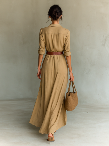 Abito lungo con revers e maniche lunghe